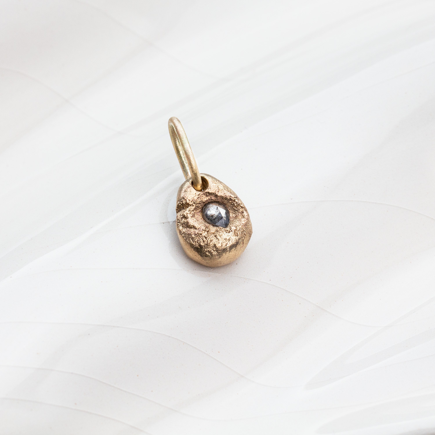 Ember – 9 ct Gold & Salt & Pepper Diamond Pendant-Sample