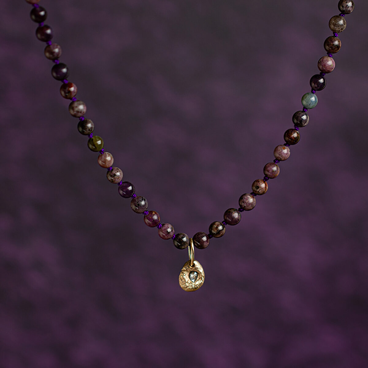 Ash &ndash; Salt & Pepper Diamond On Multi Sapphire